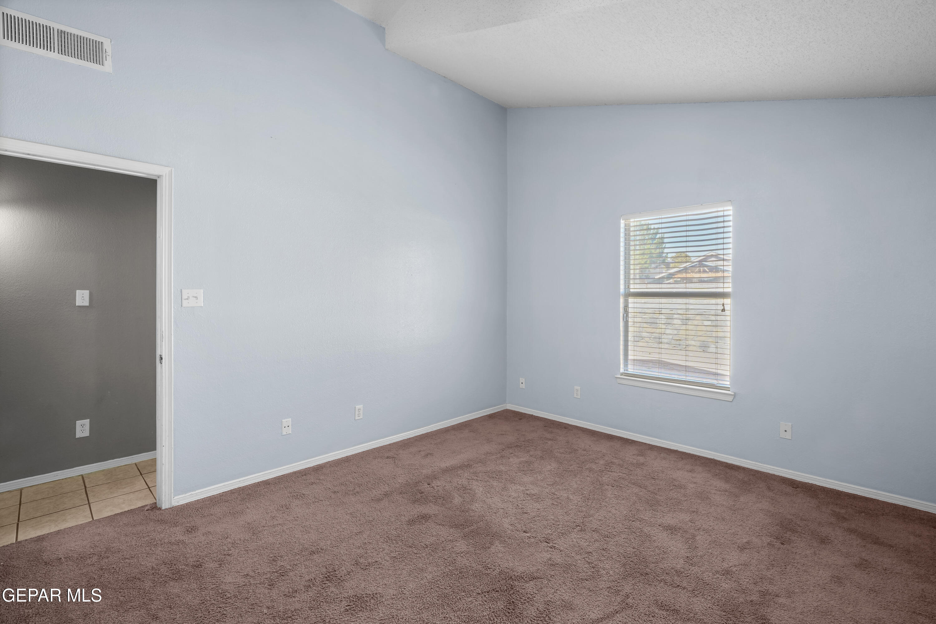 12369 Tierra Apache Road El Paso, TX 79938 - Photo 12 of 22 12369 Tierra Apache Rd-26