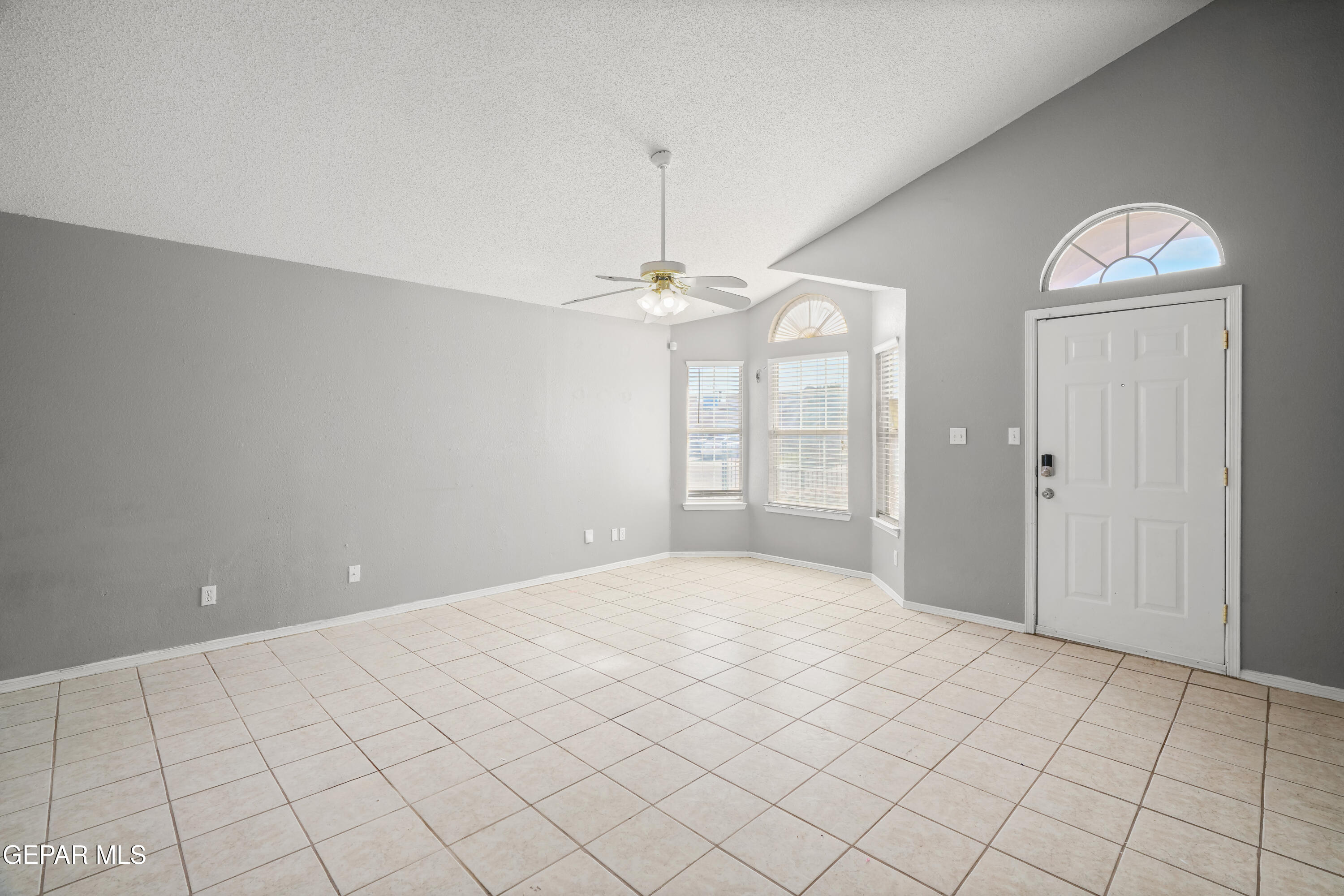 12369 Tierra Apache Road El Paso, TX 79938 - Photo 4 of 22 12369 Tierra Apache Rd-6