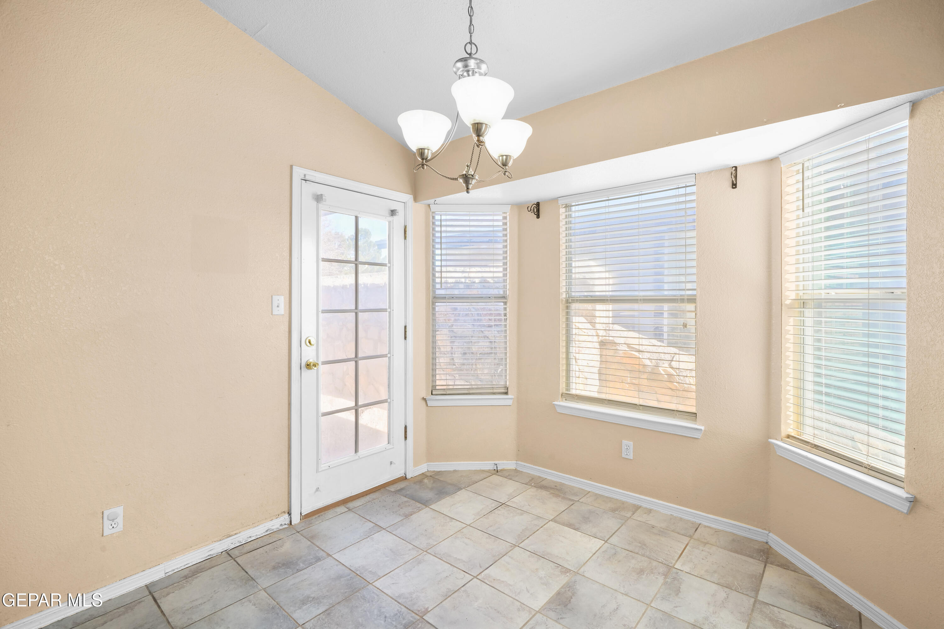 12369 Tierra Apache Road El Paso, TX 79938 - Photo 6 of 22 12369 Tierra Apache Rd-9