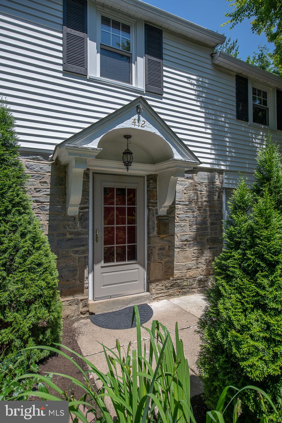 412 Grange Road Wayne, PA 19087 - Photo 2 of 33