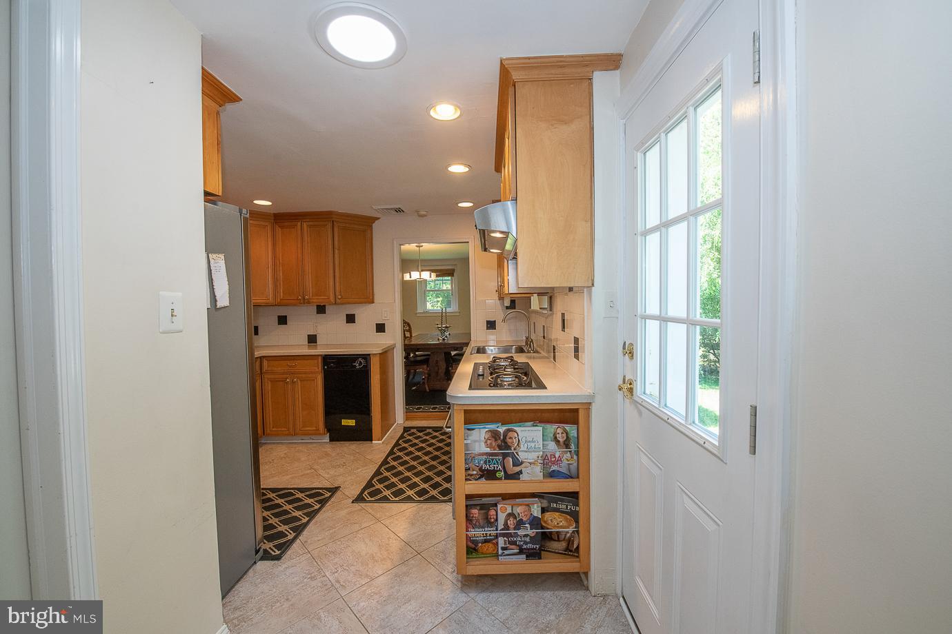 412 Grange Road Wayne, PA 19087 - Photo 14 of 33