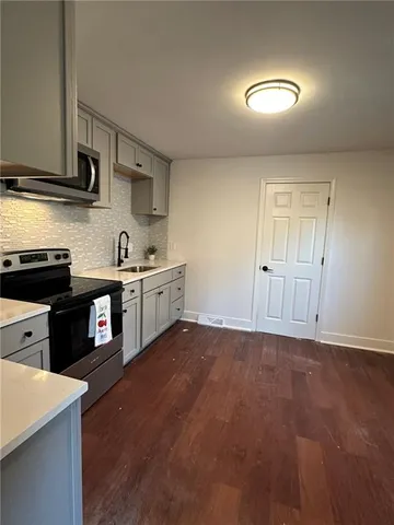 $137,500 | 304 North 31st Street, Kansas City, KS 66102