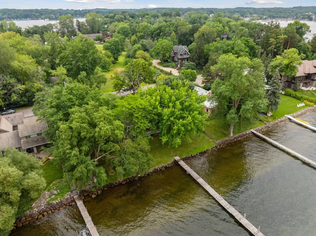 $7,995,000 | 5080 Meadville Street, Greenwood, MN 55331