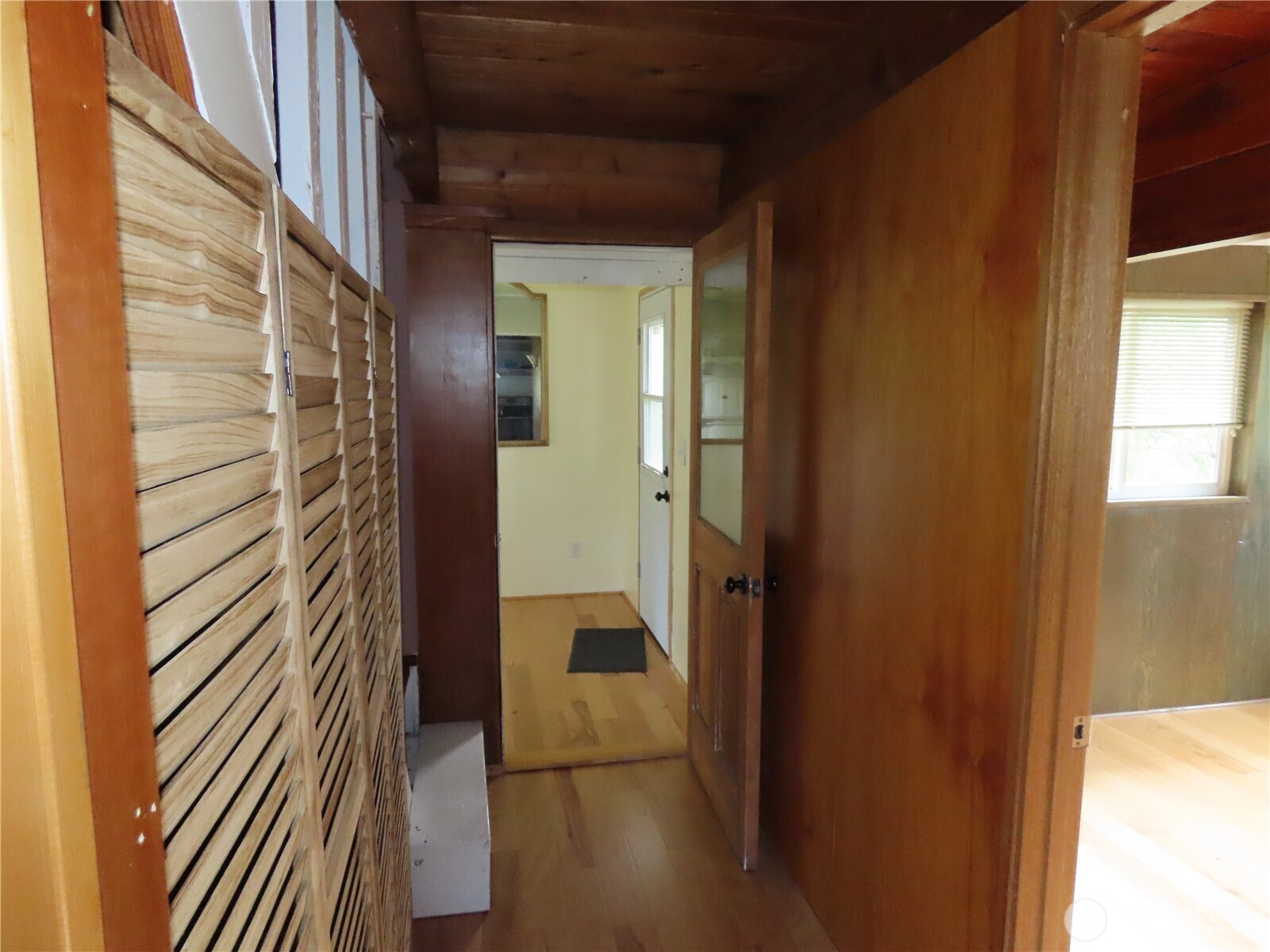 845 Schmid Road Grayland, WA 98547 - Photo 21 of 34 a view of a hallway
