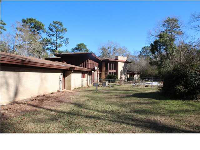 1500 Preservation Path Baker, FL 32531 - Photo 2 of 20 a view of outdoor space and yard