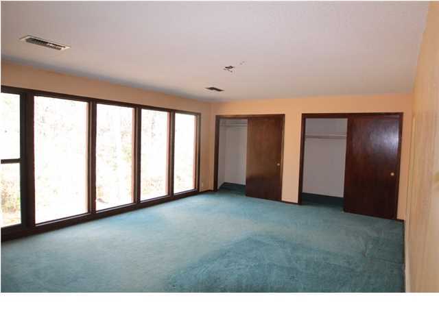 1500 Preservation Path Baker, FL 32531 - Photo 9 of 20 a living room with a large window