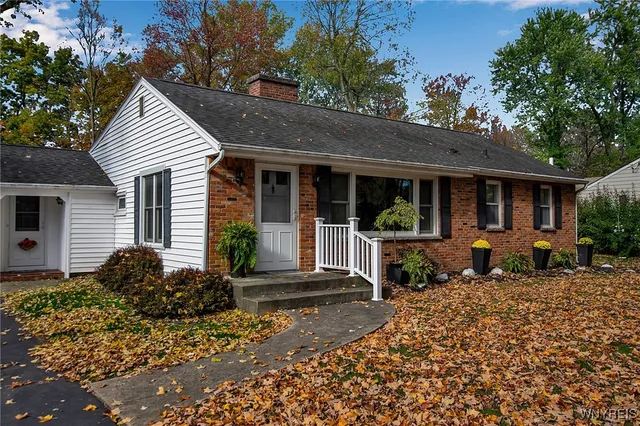 $349,900 | 4570 Christian Drive, Clarence, NY 14031