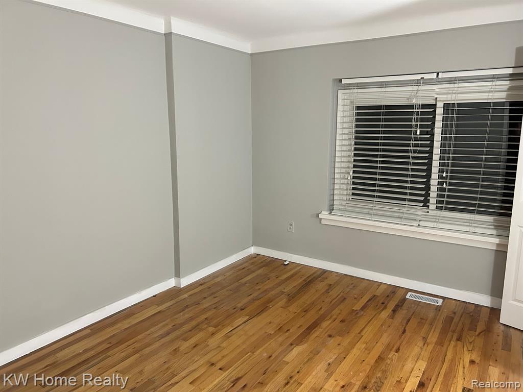 328 Hiel Street Rochester, MI 48307 - Photo 16 of 17