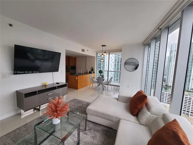 $1,079,000 | 485 Brickell Avenue, Unit 2504, Miami, FL 33131