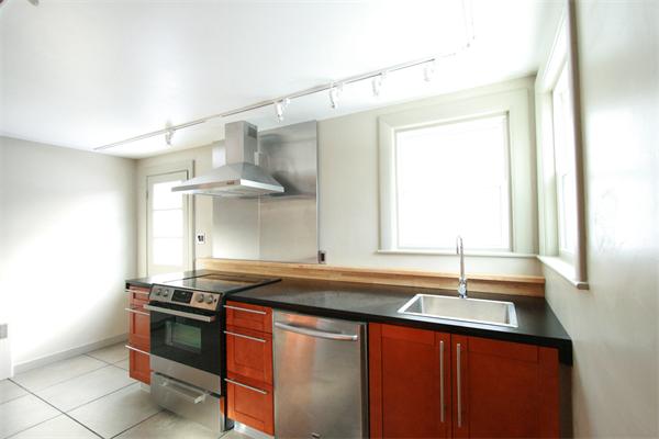 23 Heard Road Arlington, MA 02474 - Photo 3 of 9 Gallery Image 3