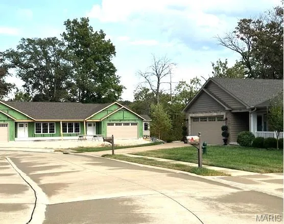 $385,000 | 302 Anthony Circle, Byrnes Mill, MO 63051