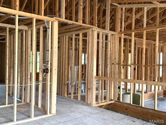 $385,000 | 302 Anthony Circle, Byrnes Mill, MO 63051