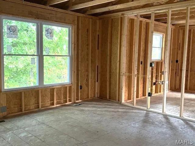 $385,000 | 302 Anthony Circle, Byrnes Mill, MO 63051