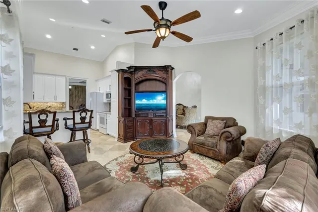 $539,000 | 1345 Mariposa Circle, Unit 5204, Naples, FL 34105