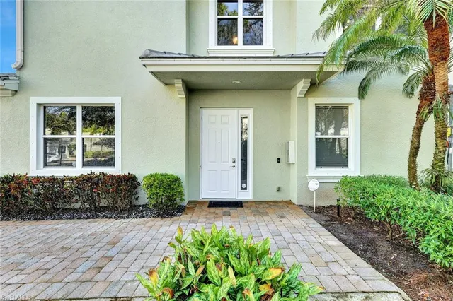 $539,000 | 1345 Mariposa Circle, Unit 5204, Naples, FL 34105