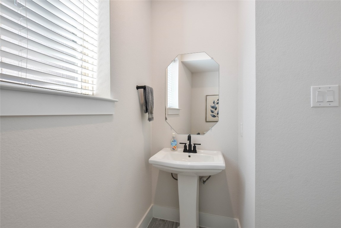 237 Arrowhead Mound Road Georgetown, TX 78628 - Photo 12 of 40