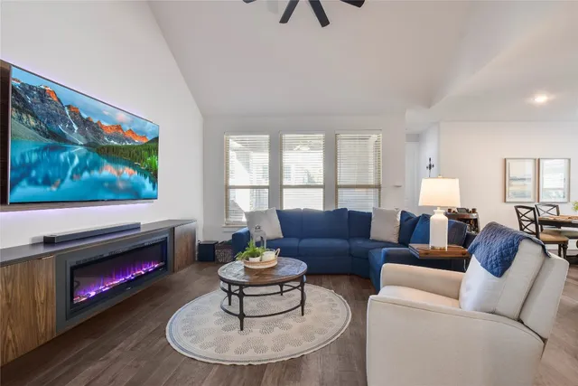 $524,999 | 237 Arrowhead Mound Road, Georgetown, TX 78628