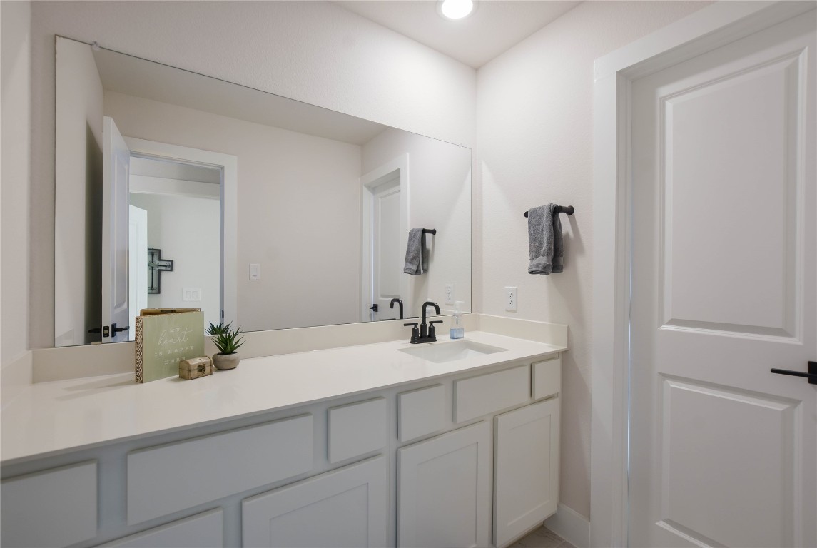 237 Arrowhead Mound Road Georgetown, TX 78628 - Photo 31 of 40