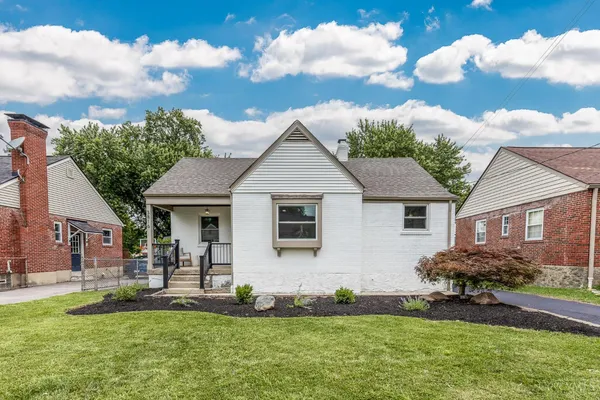 $335,000 | 3816 St Johns Terrace, Deer Park, OH 45236