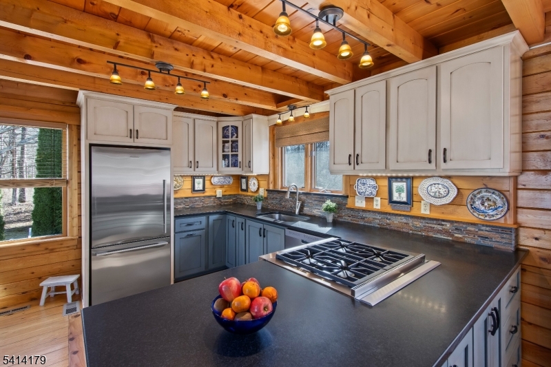 8 Huntsville Road Newton, NJ 07860 - Photo 4 of 38