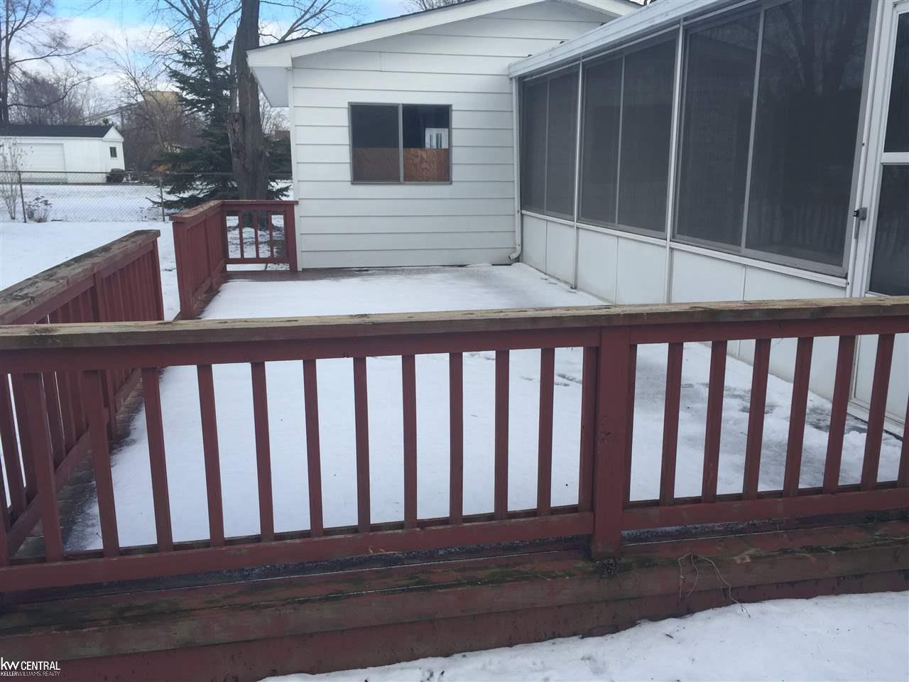 2355 Durham Road Utica, MI 48317 - Photo 20 of 22 31276371-19.JPG