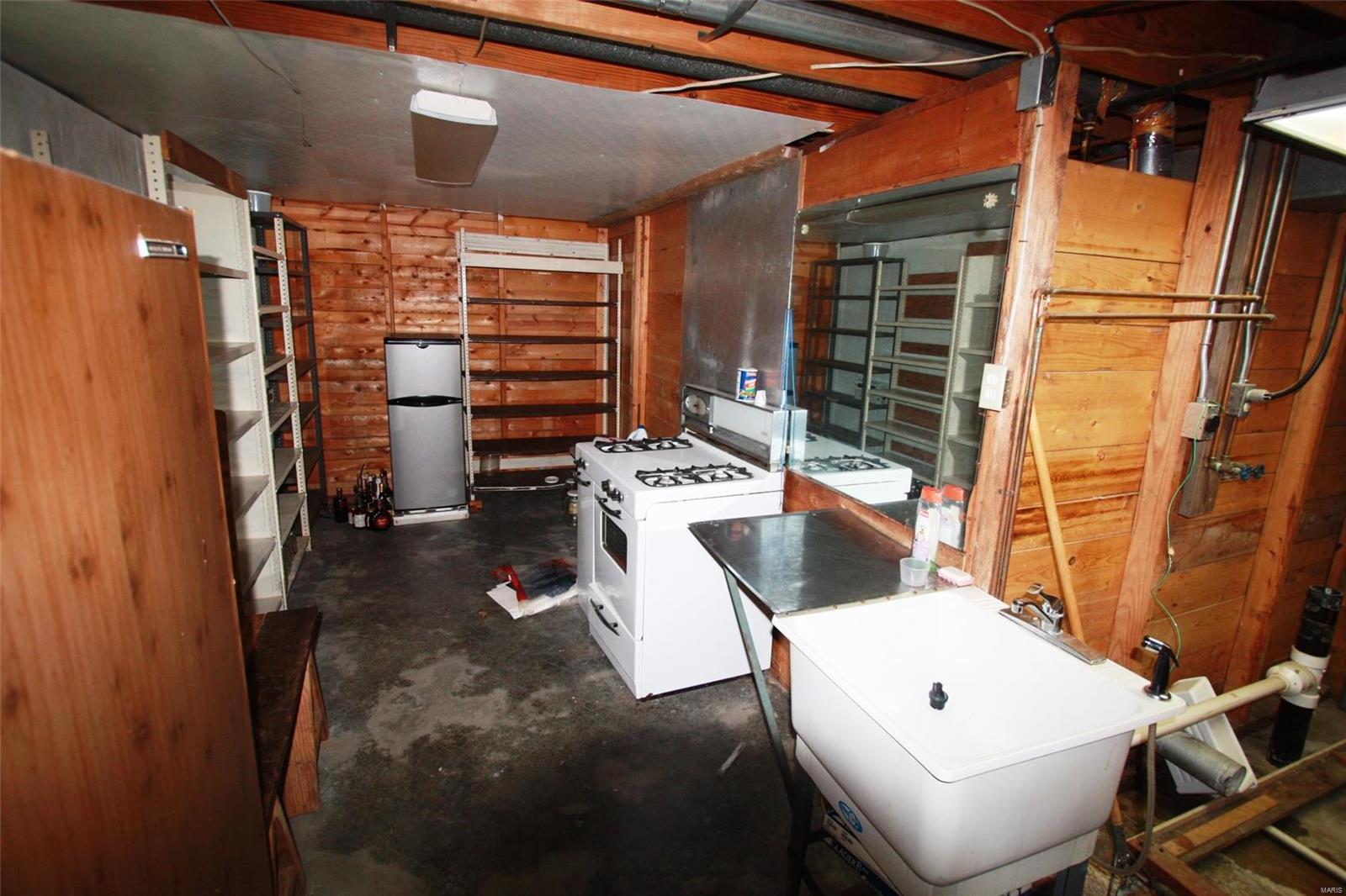525 Sappington Barracks Road St. Louis, MO 63125 - Photo 12 of 18 Gallery Image 12