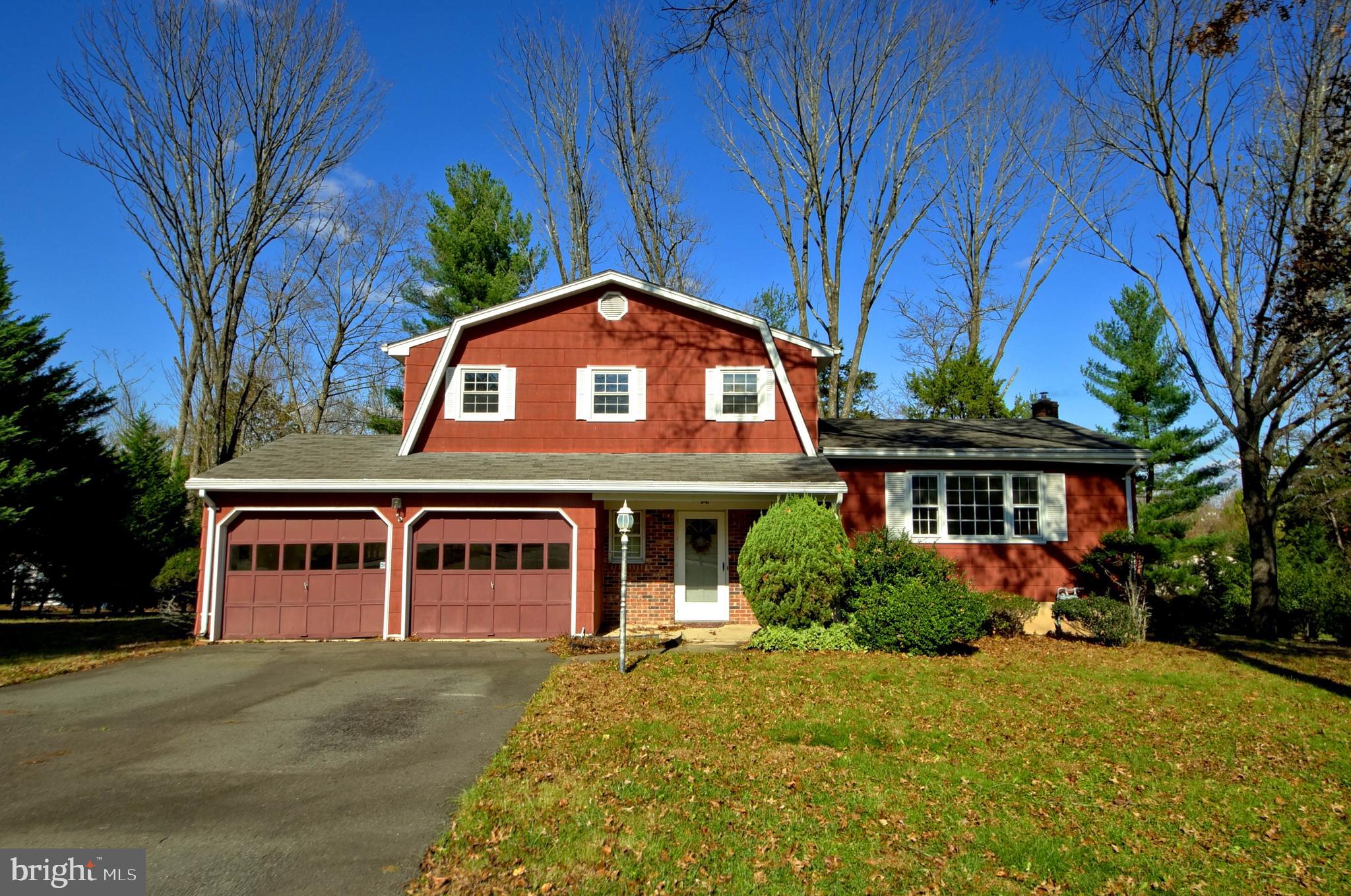 8 Randi Way Titusville, NJ 08560 - Photo 2 of 39 Front