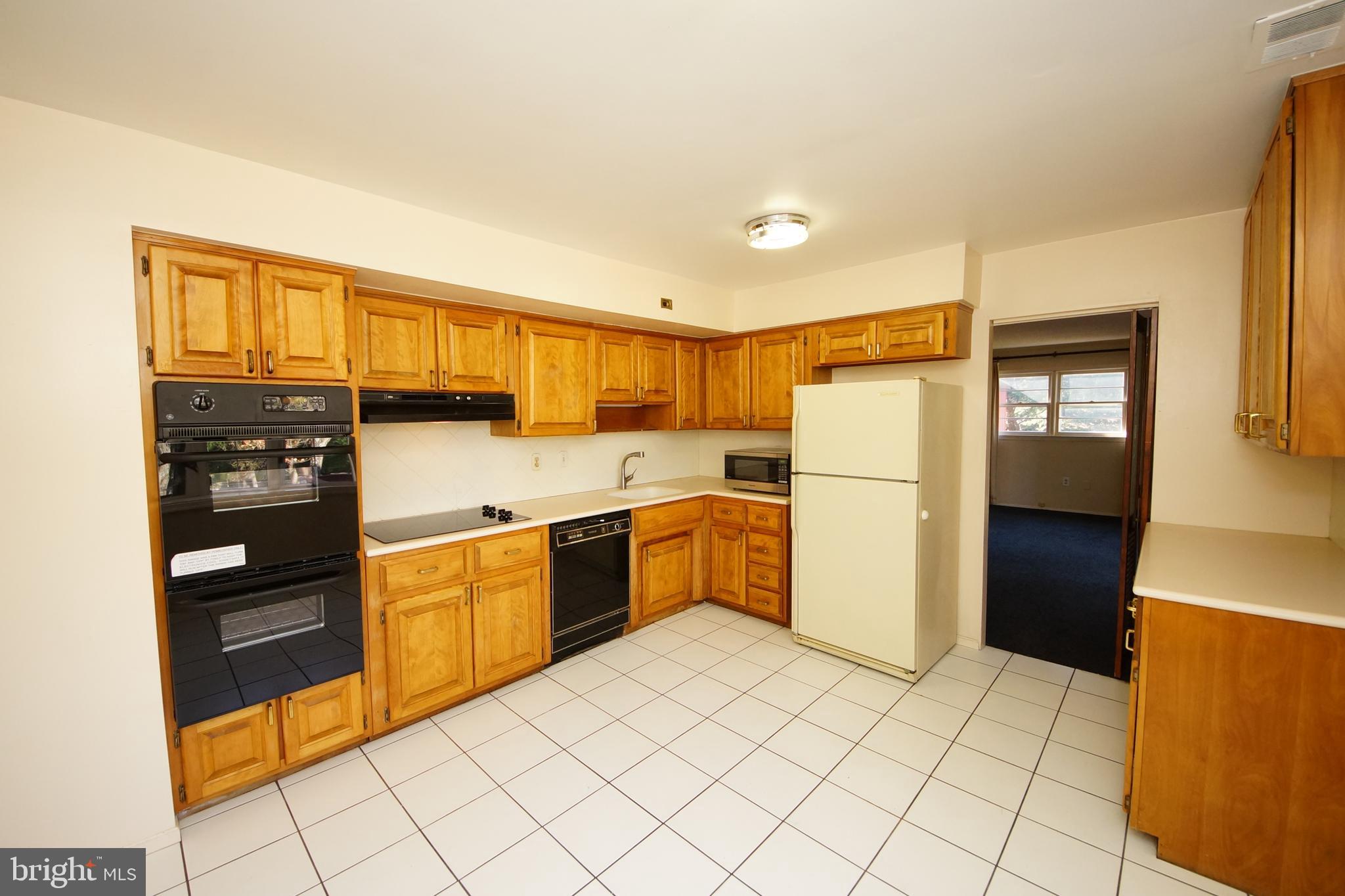 8 Randi Way Titusville, NJ 08560 - Photo 14 of 39 Gallery Image 14