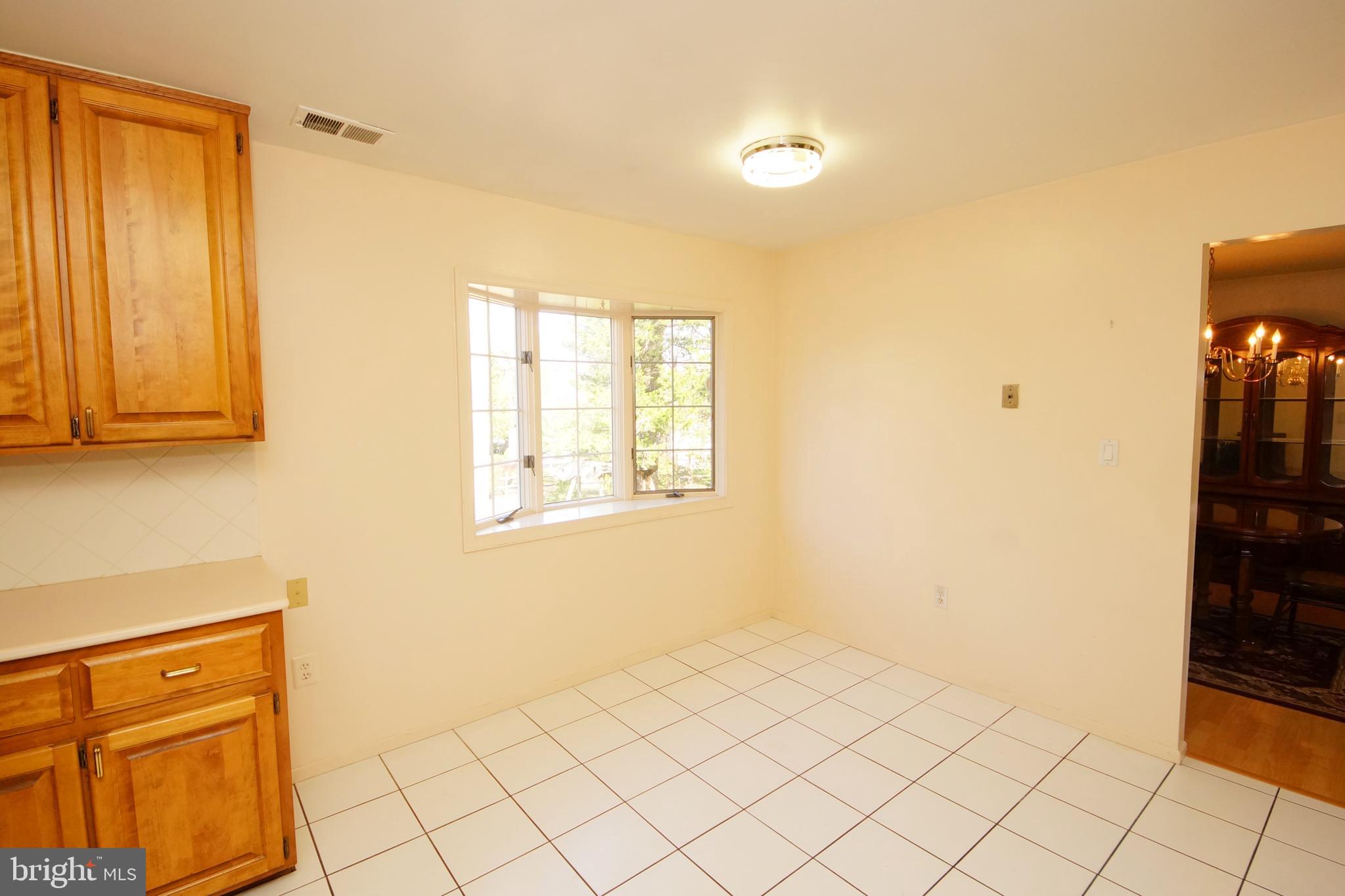 8 Randi Way Titusville, NJ 08560 - Photo 17 of 39 Gallery Image 17