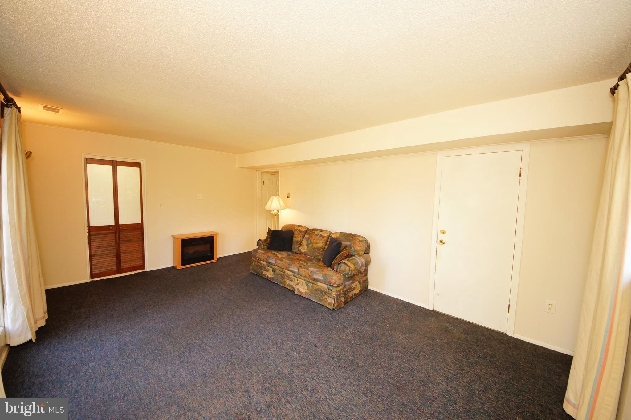 8 Randi Way Titusville, NJ 08560 - Photo 22 of 39 Gallery Image 22