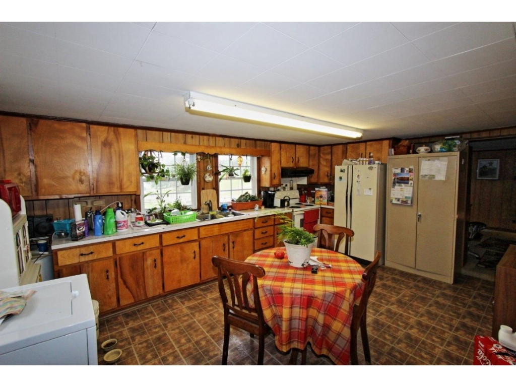 342 Bob Jobe Road Gray, TN 37615 - Photo 3 of 14 Kitchen 1