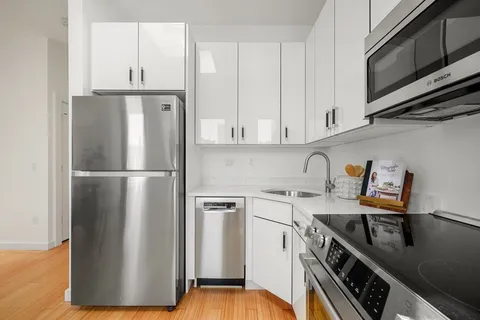 $950,000 | 107 Jersey Street, Unit 15, Boston, MA 02215