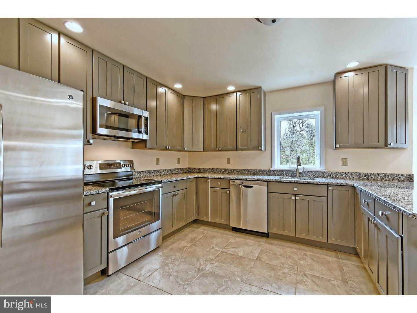 38 Burrs Mill Road Southampton, NJ 08088 - Photo 11 of 25 Gallery Image 11