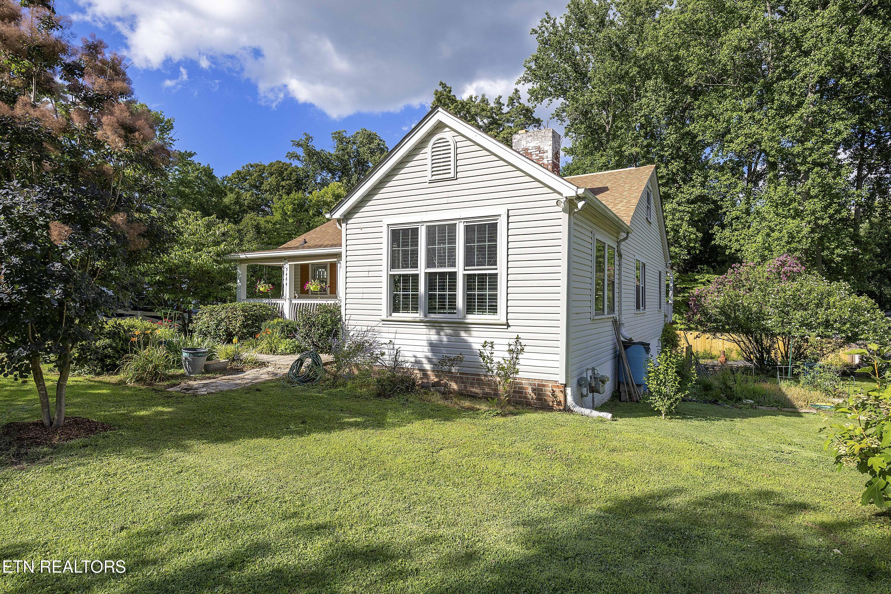 5444 Briercliff Road Knoxville, TN 37918 - Photo 43 of 47 L40A8148