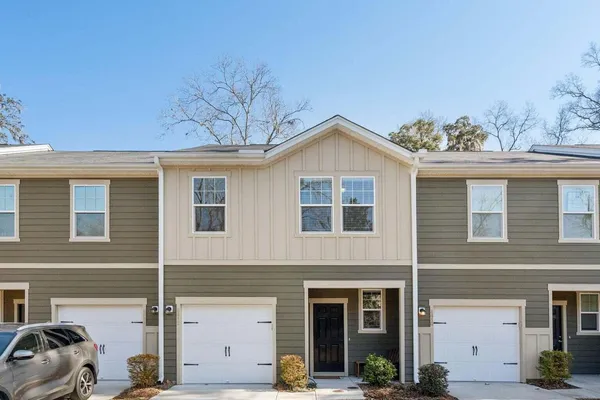$2,100 | 8412 Hidden Baker's Trace, North Charleston, SC 29418