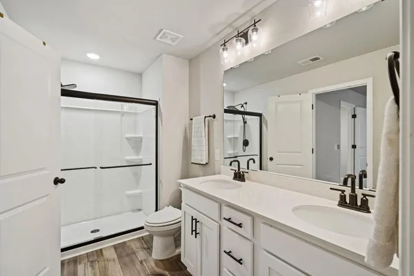 $2,100 | 8412 Hidden Baker's Trace, North Charleston, SC 29418