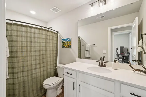 $2,100 | 8412 Hidden Baker's Trace, North Charleston, SC 29418