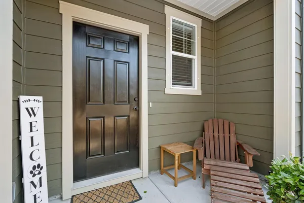 $2,100 | 8412 Hidden Baker's Trace, North Charleston, SC 29418