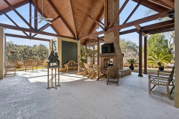 $2,100 | 8412 Hidden Baker's Trace, North Charleston, SC 29418