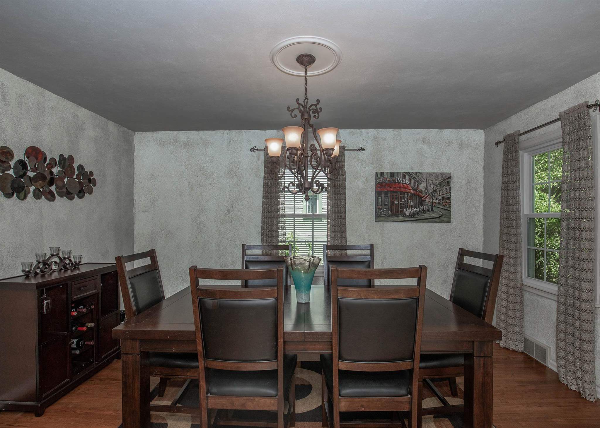 717 3rd Street Moline, IL 61265 - Photo 8 of 48 Gallery Image 8