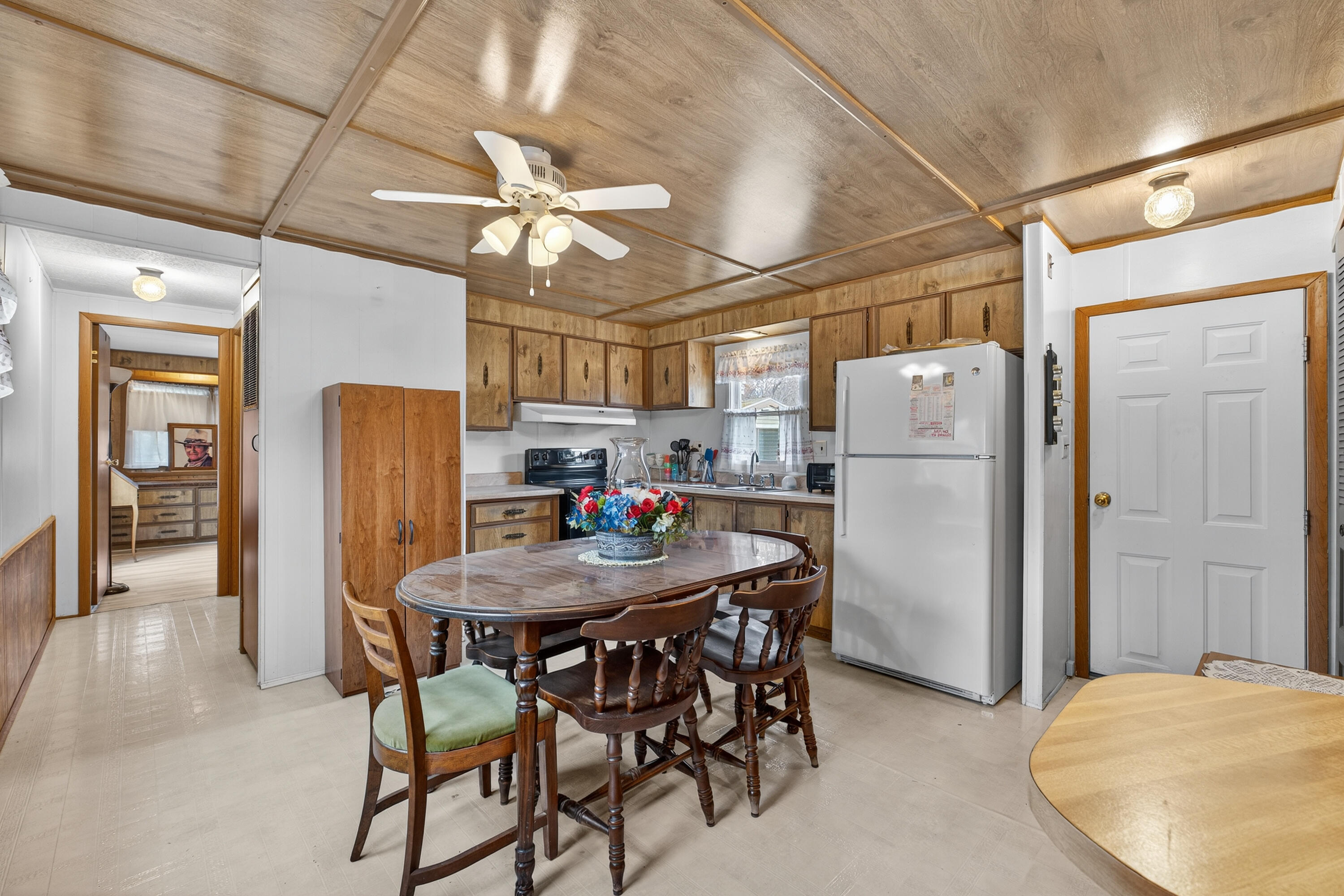 392 Sanford Road Wells, ME 04090 - Photo 8 of 36 392 Sanford Rd_118