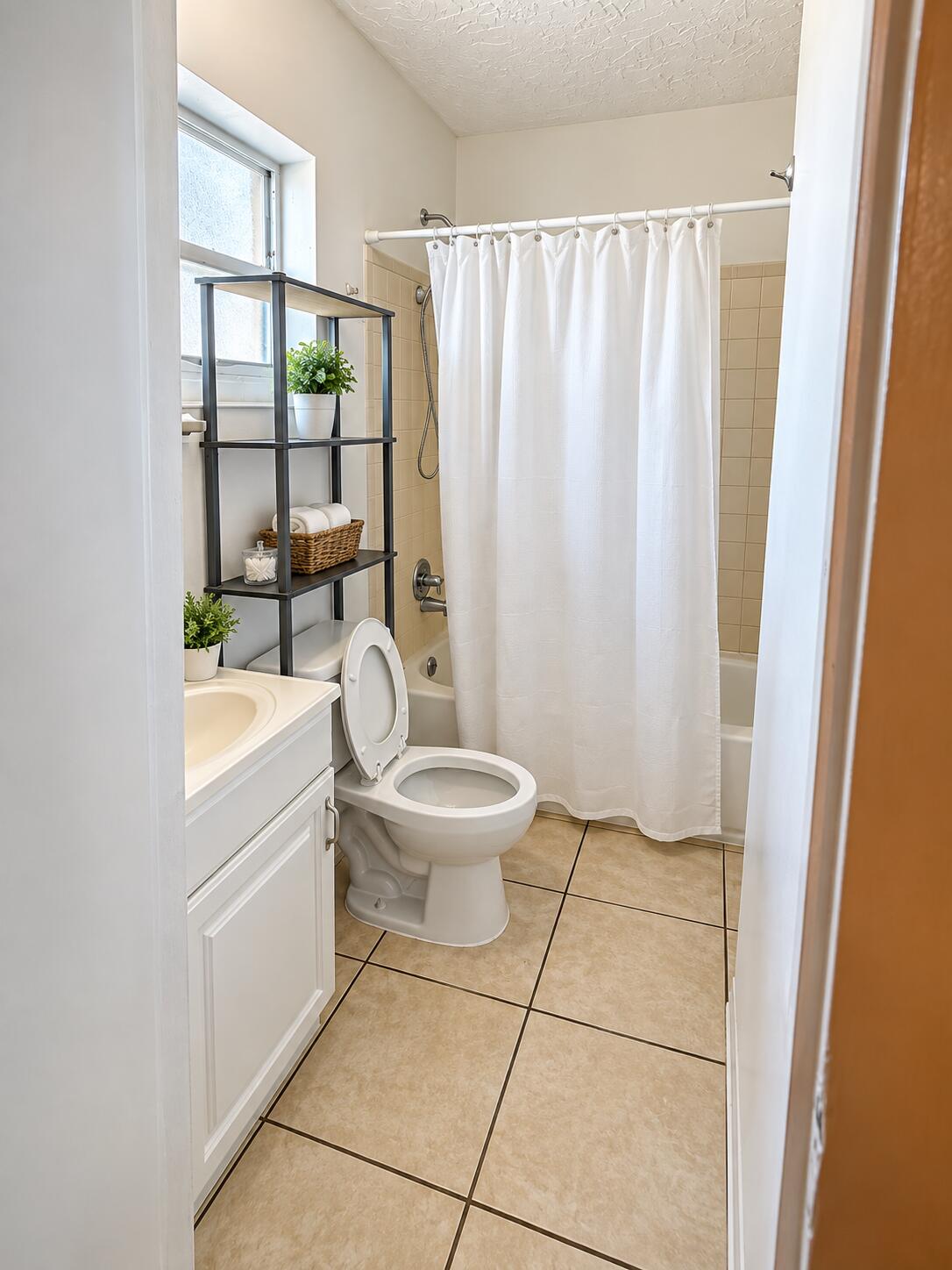 724 West 3rd Street Riviera Beach, FL 33404 - Photo 4 of 4 11BFCD81-94B0-42D1-918E-0F672397FCC0