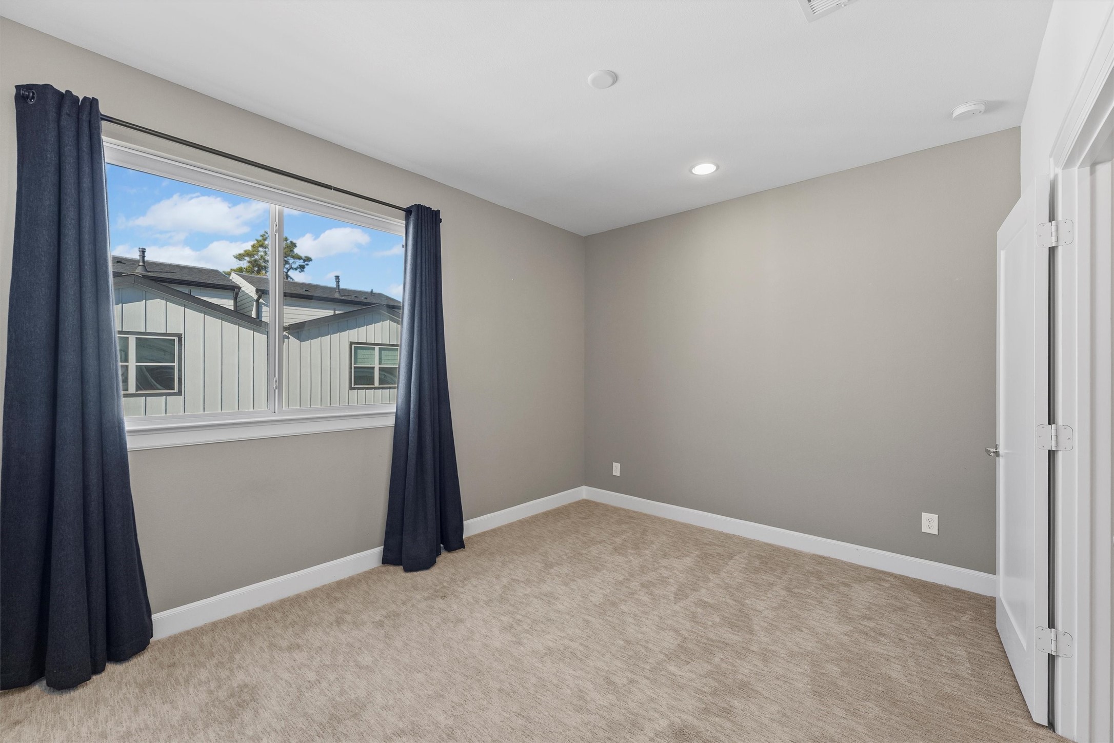 1050 Timbergrove Yards Lane Houston, TX 77008 - Photo 21 of 33