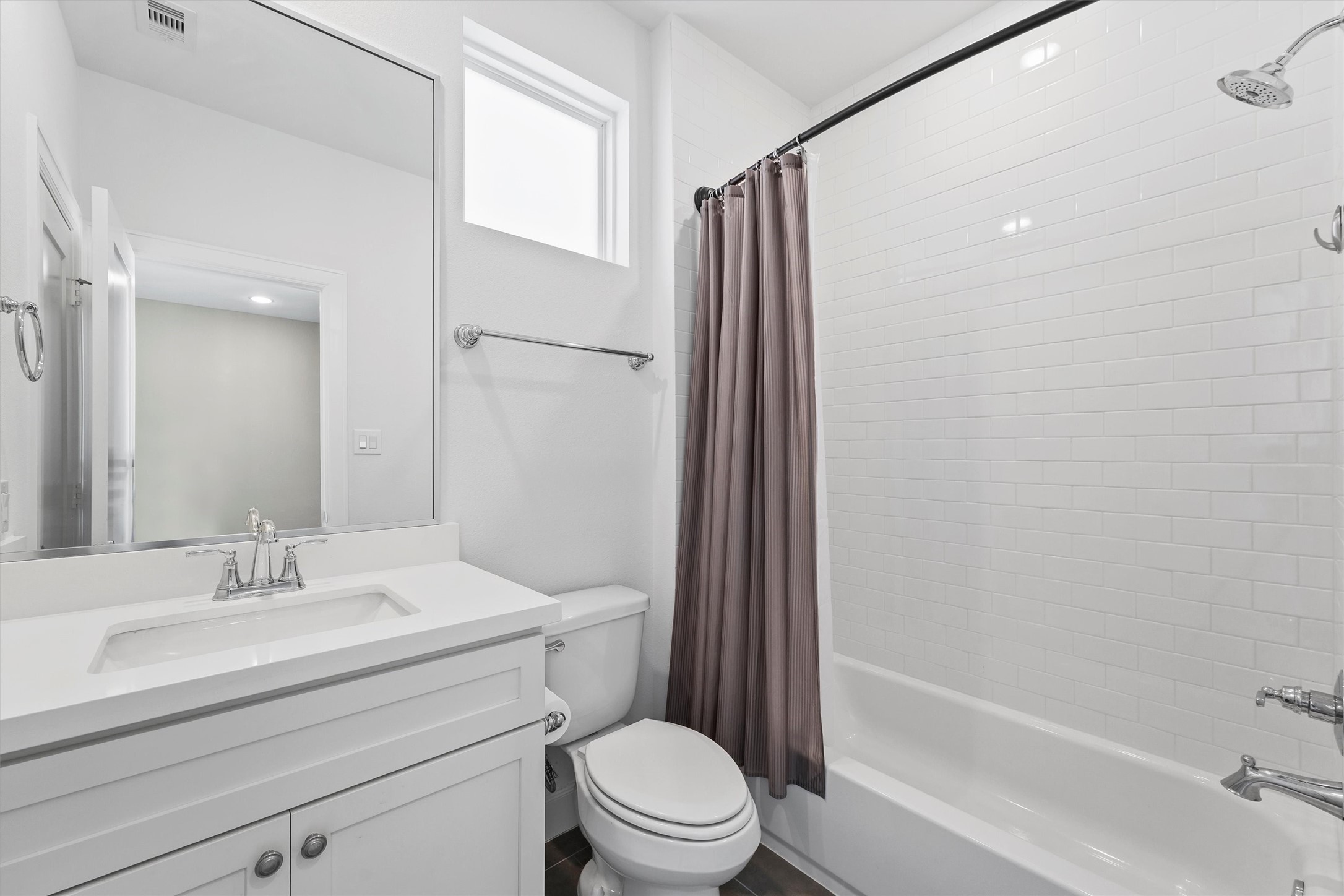 1050 Timbergrove Yards Lane Houston, TX 77008 - Photo 23 of 33 a bathroom with a sink a toilet a mirror and shower