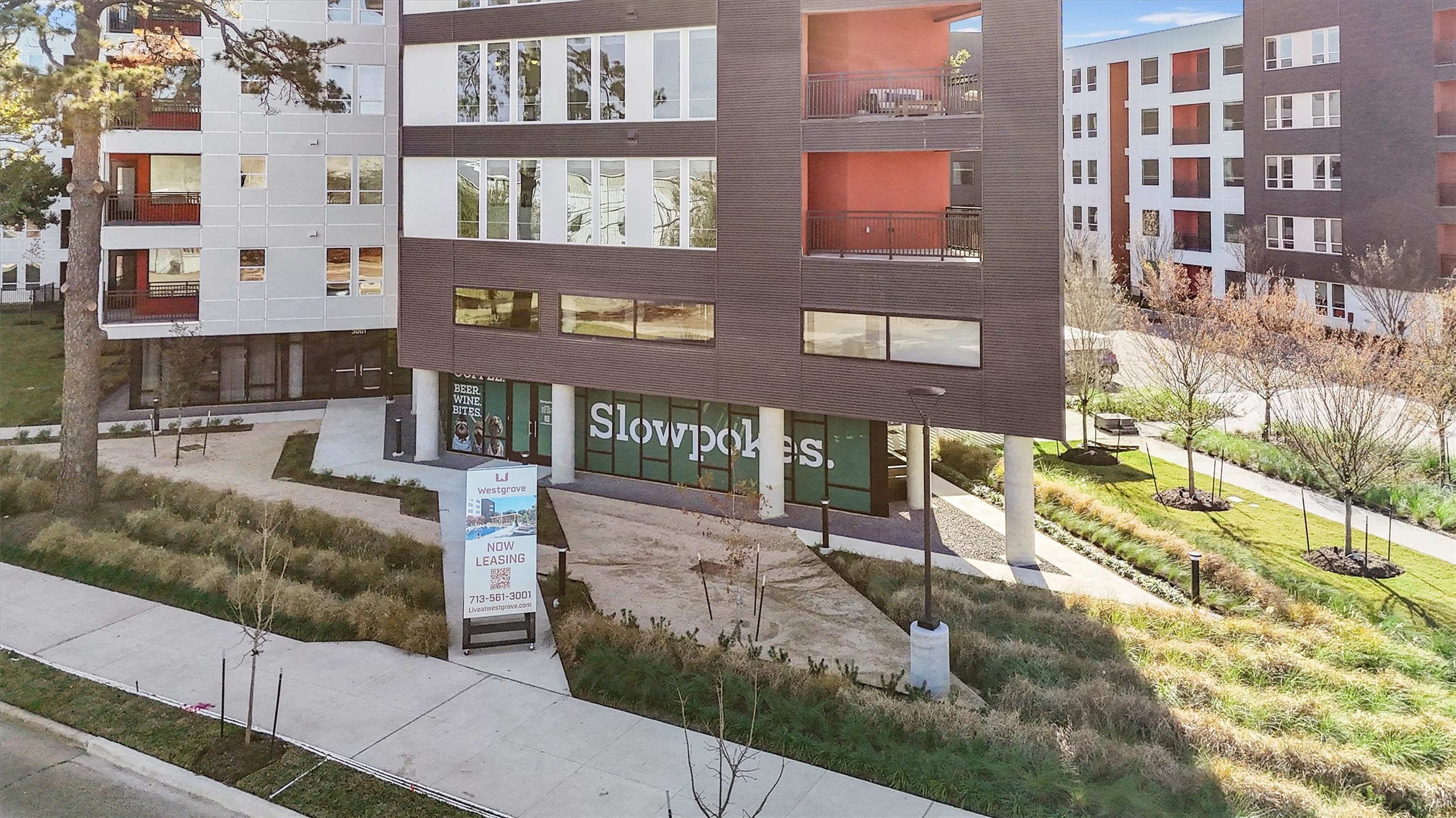 1050 Timbergrove Yards Lane Houston, TX 77008 - Photo 32 of 33 a city view with tall buildings and cars parked on road