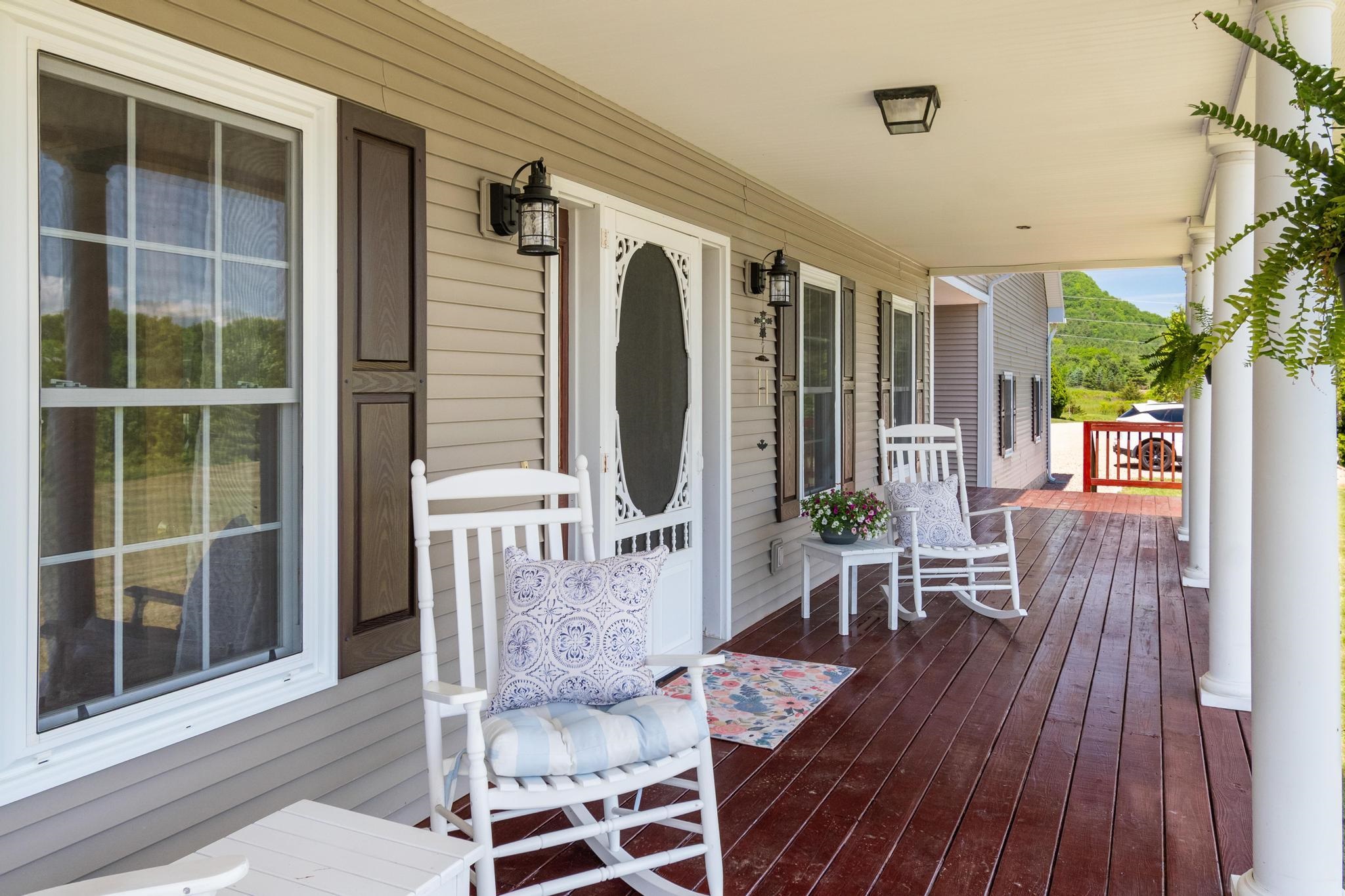 15 Rockledge Road Milton, VT 05468 - Photo 5 of 59
