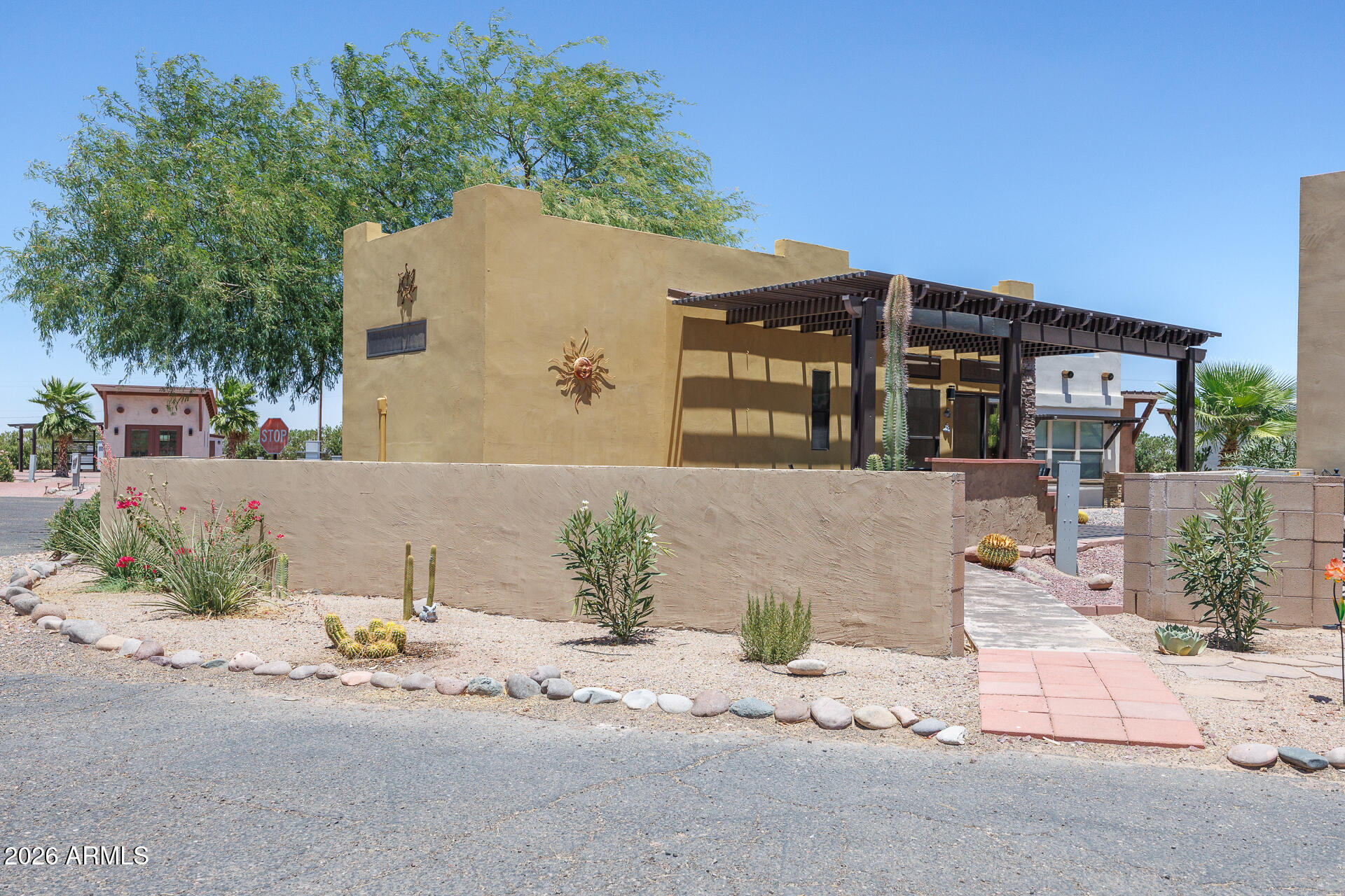 3290 South Montgomery Road, Unit 10 Casa Grande, AZ 85193 - Photo 6 of 24 3290 S Montgomery Unit 10 - Back Right