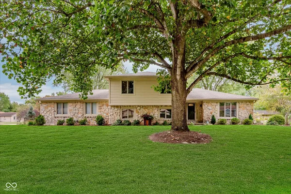 $385,000 | 5968 Mia Court, Plainfield, IN 46168