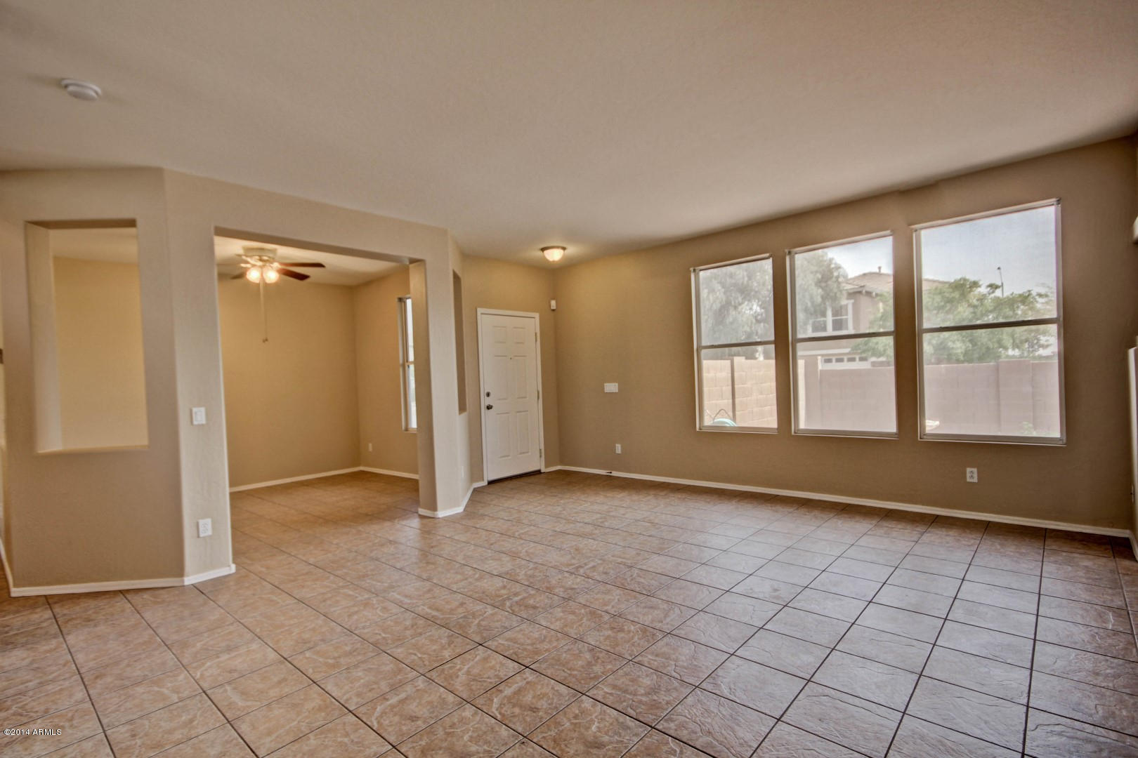 14755 West Bloomfield Road Surprise, AZ 85379 - Photo 8 of 60 Bloomfield (8)