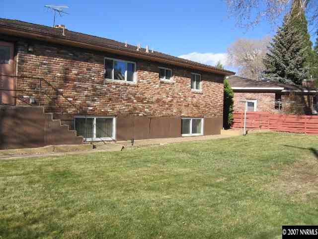 740 Brookfield Drive Reno, NV 89503 - Photo 5 of 9 Photo 5